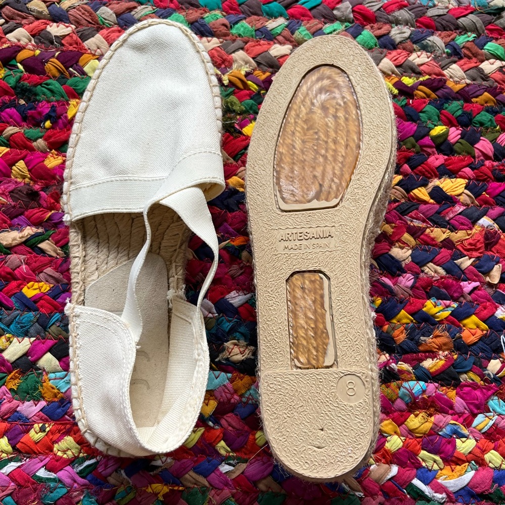 ARTESANIA CLOTH ESPADRILLES  GRANOLA WOVEN AND FABRIC CLOSED TOE SLIP-ONS